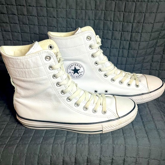Converse Chuck Taylor All Star high top White Leather Sneaker Sz W 9 (EU 40) - Picture 1 of 7